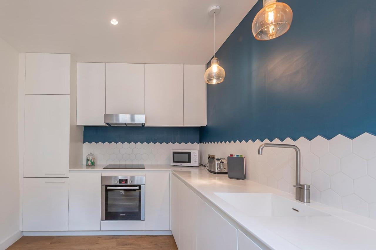Spacious Apartment Rated 4 Stars In The Heart Of The Old Town อานซี ภายนอก รูปภาพ